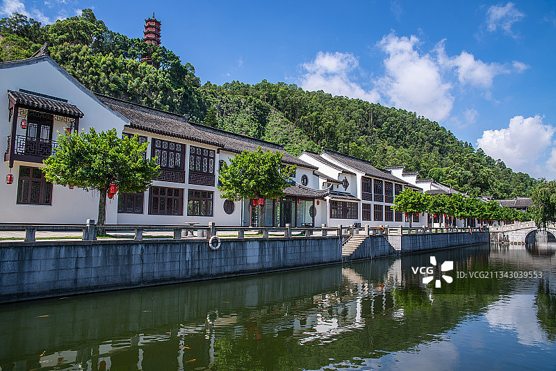中国广州南沙水乡一条街水岸风光图片素材