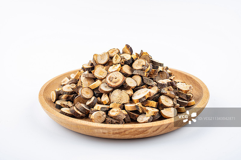 白背景上中药材桂枝图片素材