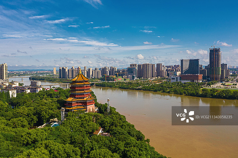 航拍鹰潭北极阁风光图片素材