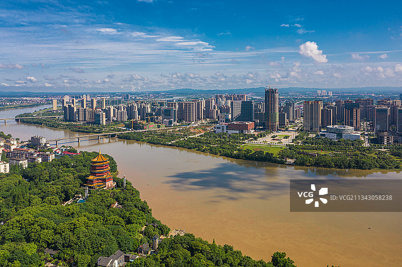 航拍鹰潭北极阁风光图片素材