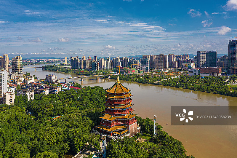 航拍鹰潭北极阁风光图片素材