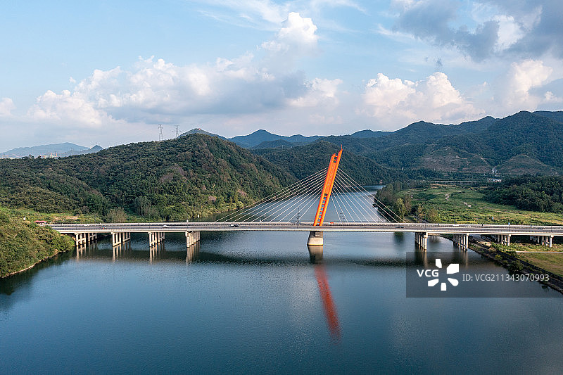 安徽金寨县大别山大桥图片素材