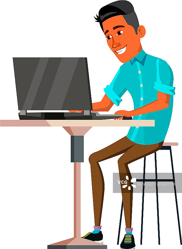 在约会网站上与女孩聊天的微笑年轻男子图片素材