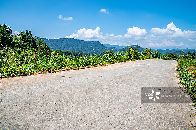 湖南省炎陵县高山盘山公路图片素材