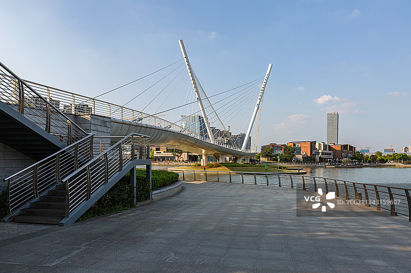 江苏省无锡市映月湖公园建筑风光图片素材