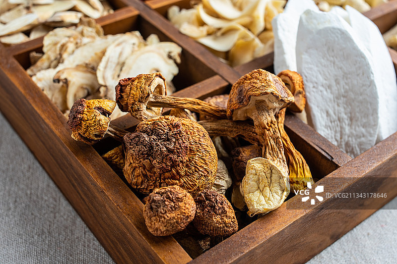 传统滋补汤料食材-松茸图片素材