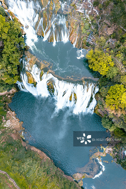 贵州黄果树瀑布夏初航拍图片素材
