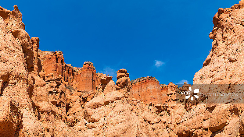 阿什贡七彩丹霞  青海图片素材