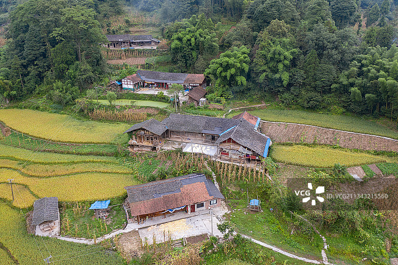 航拍贵州省遵义市习水县山村美景图片素材
