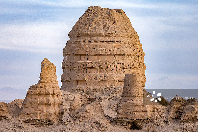 甘肃省酒泉市瓜洲古城锁阳城塔尔寺图片素材