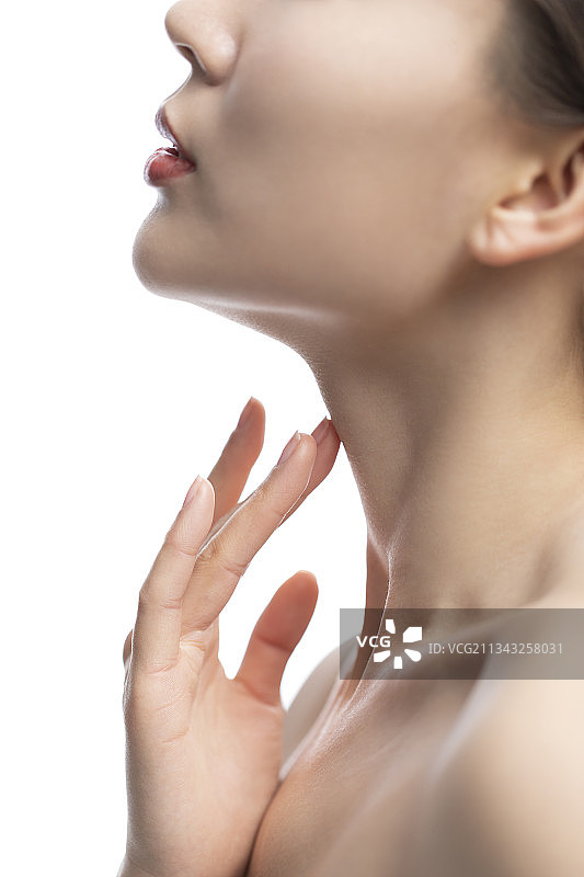 漂亮的年轻女子局部特写图片素材