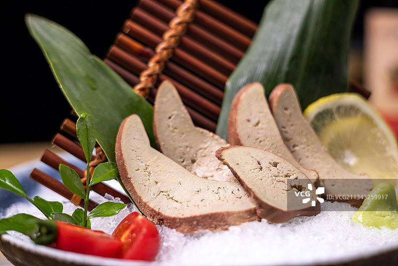 冰镇红酒鹅肝图片素材