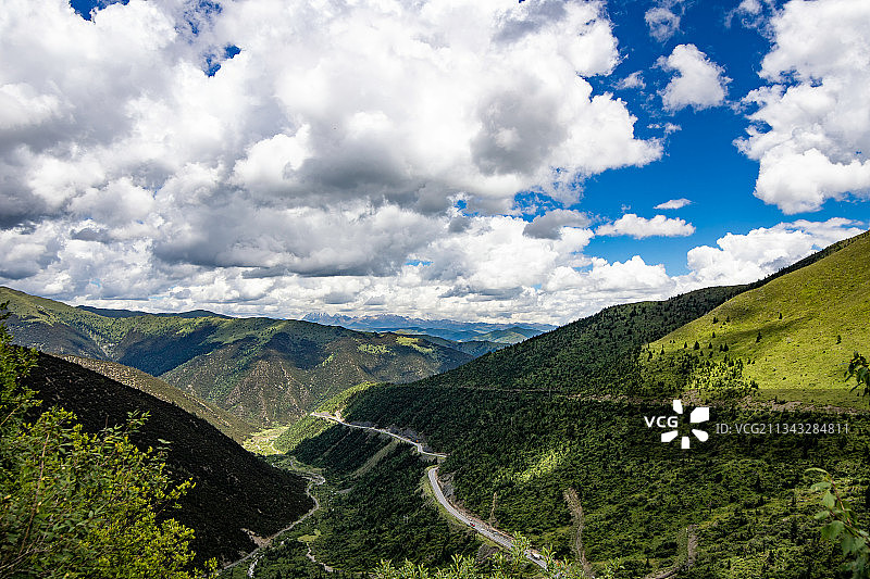 老318国道俯瞰新318国道图片素材