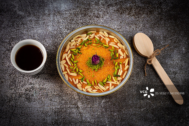 桌上盘中食物俯视图，巴林图片素材