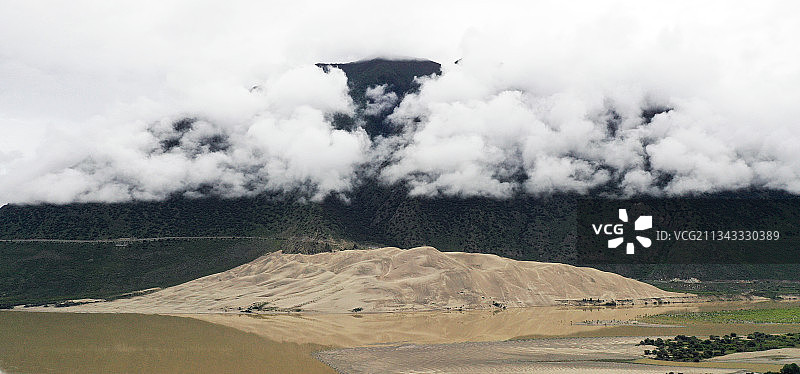 西藏尼洋河风光带航拍图片素材