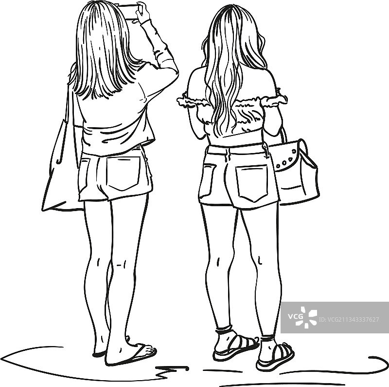 穿着短裤的时髦年轻女性素描图片素材