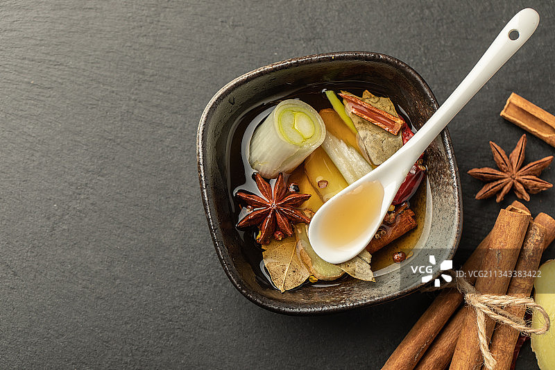 中国传统调味品料酒图片素材