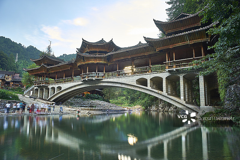郎德上寨的风雨桥图片素材
