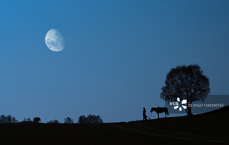 古道西风瘦马剑侠图片素材