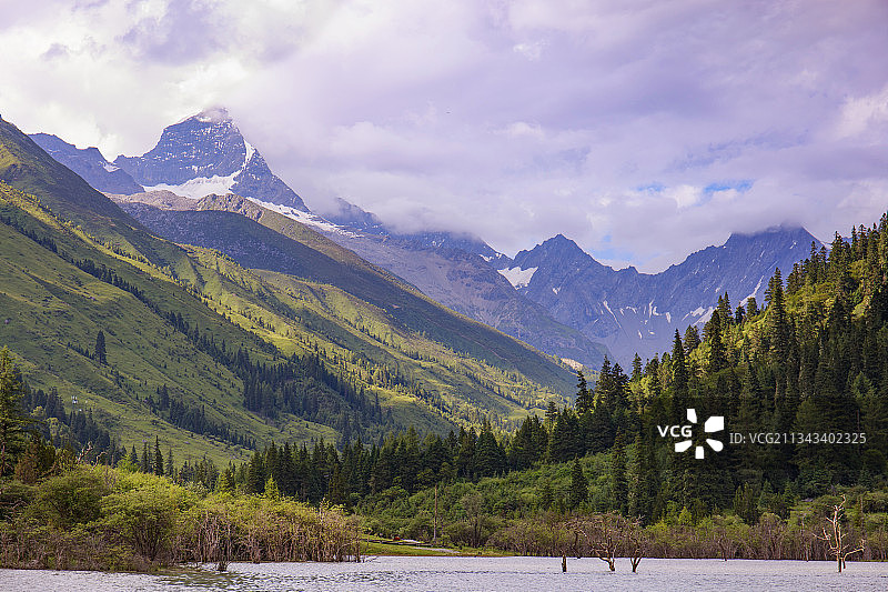 四姑娘山图片素材