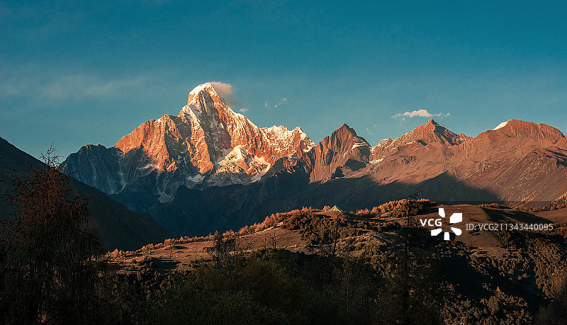 四姑娘山图片素材
