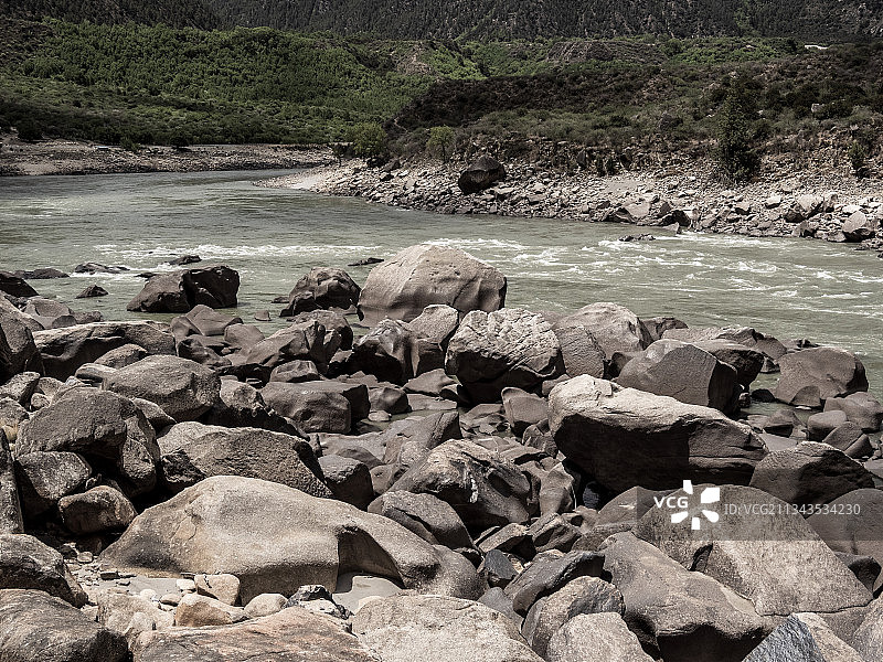 朗县雅鲁藏布江图片素材