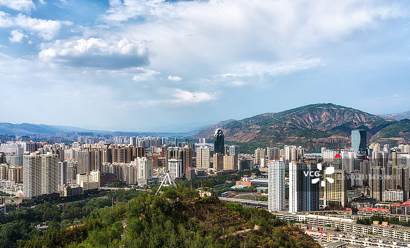 青海省西宁市西宁南山公园航拍图图片素材