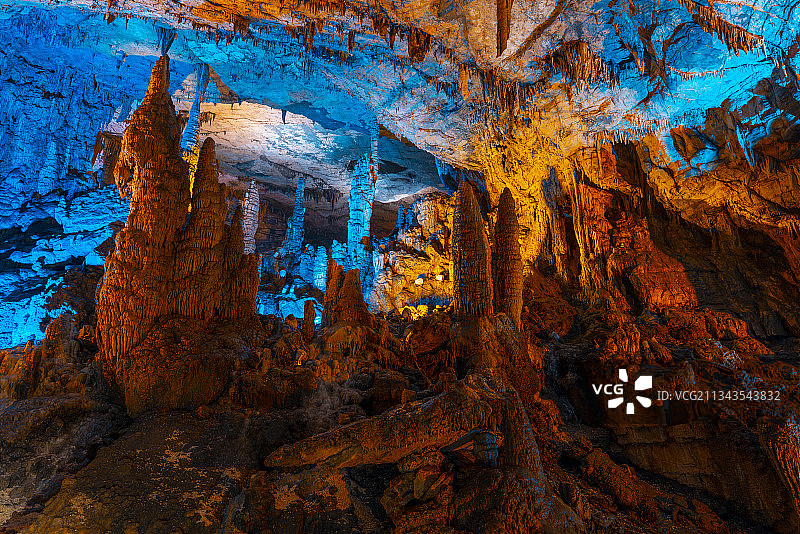 贵州省黔南州独山县天洞景区溶洞景观图片素材