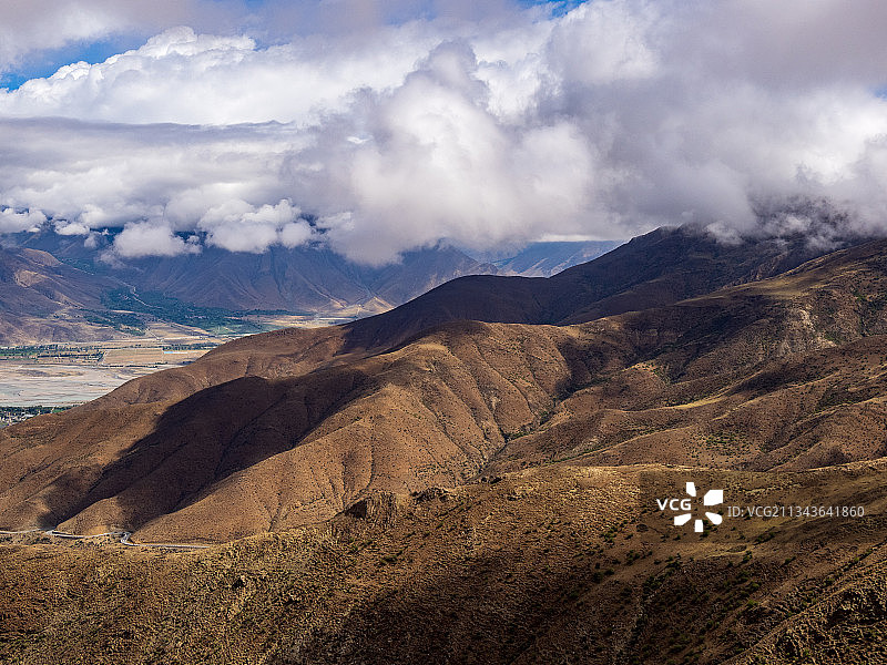 西藏圣湖羊卓雍错图片素材