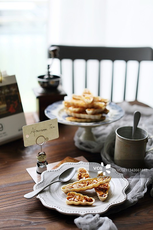 焦糖杏仁糯米船图片素材