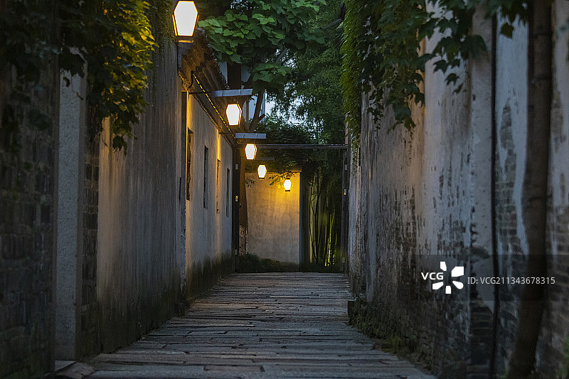 夕阳下的乌镇图片素材