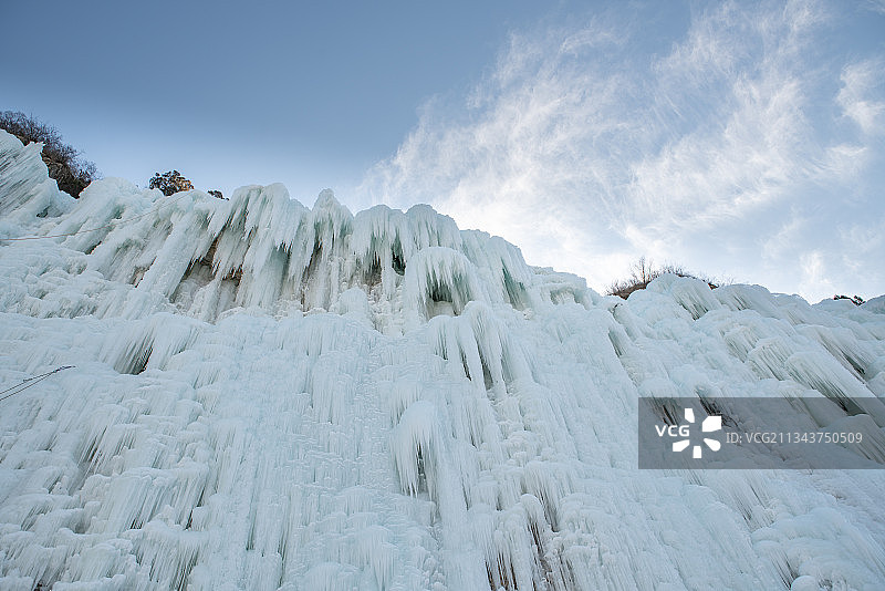 冬季北方结冰的冰瀑图片素材
