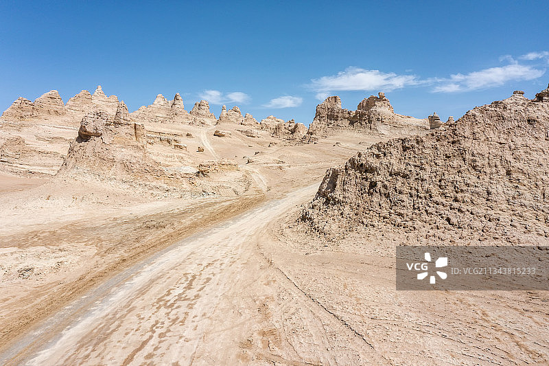 俄博梁雅丹地貌图片素材