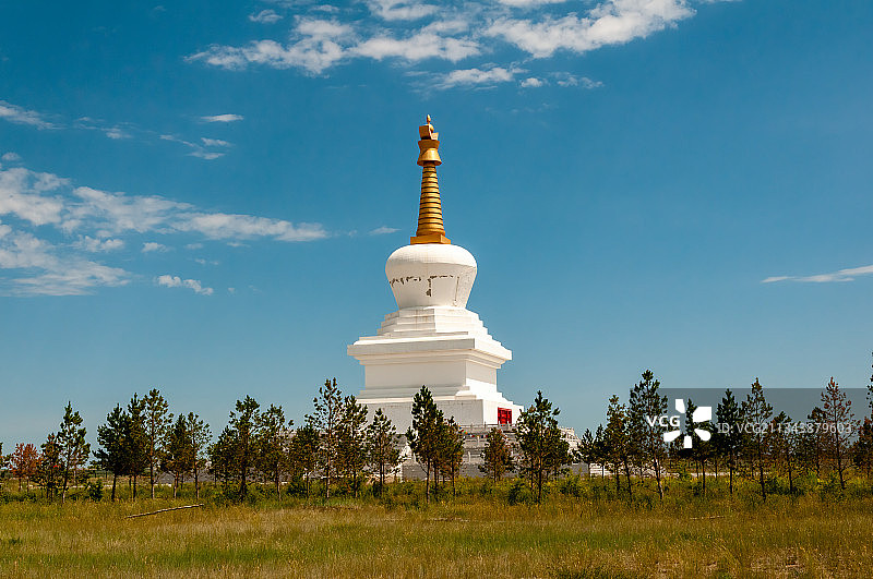 内蒙古呼伦贝尔甘珠尔庙白塔图片素材