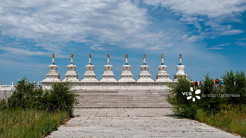 内蒙古呼伦贝尔甘珠尔庙吉祥八塔图片素材