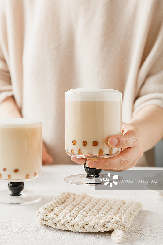 美味的奶盖珍珠奶茶图片素材