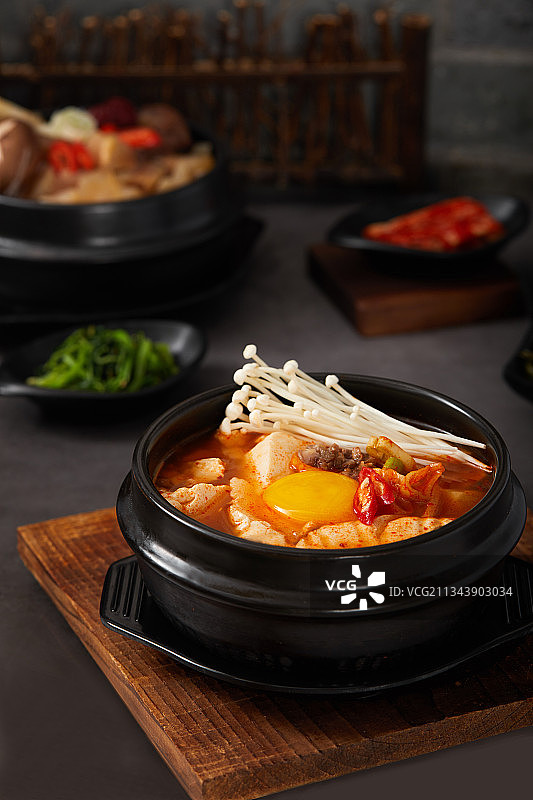 正宗韩国菜韩国料理图片素材