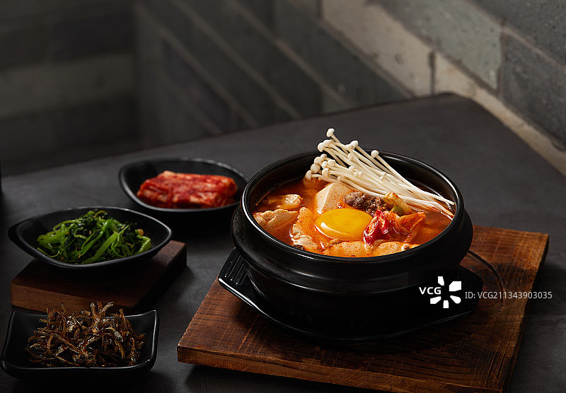 正宗韩国菜韩国料理图片素材