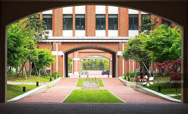 浙江大学舟山校区海洋学院校园建筑图片素材