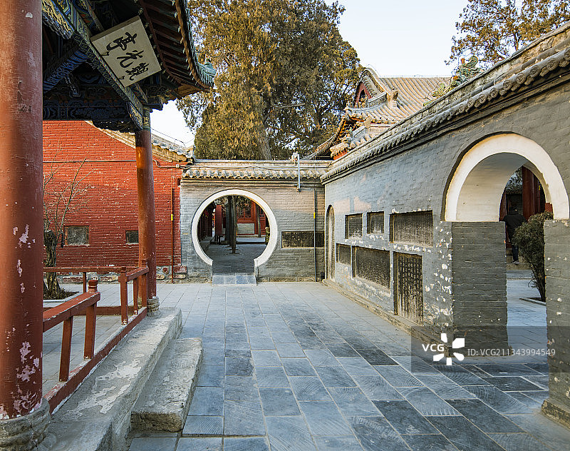 中国河南省安阳市汤阴县岳飞庙图片素材