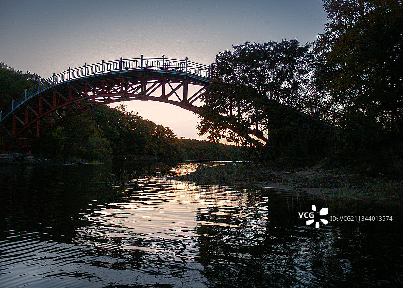 镜泊湖上图片素材