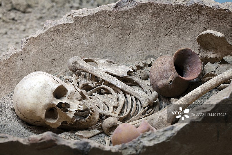 青铜时代的墓葬遗址图片素材