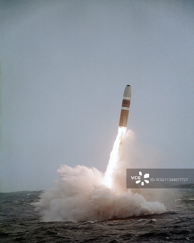 三叉戟导弹试射图片素材