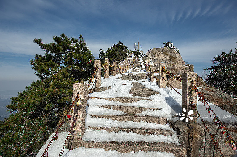 雪后九华山图片素材