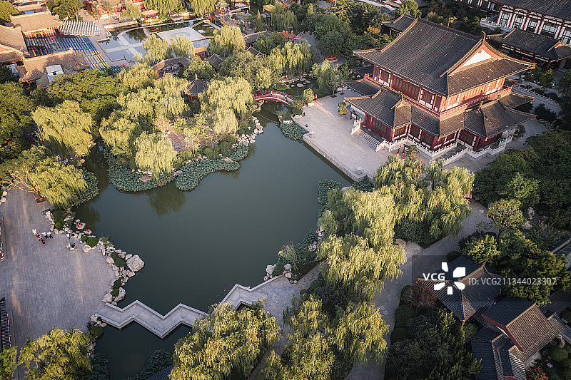 西安临潼秦岭骊山华清宫夕阳古建筑风光图片素材