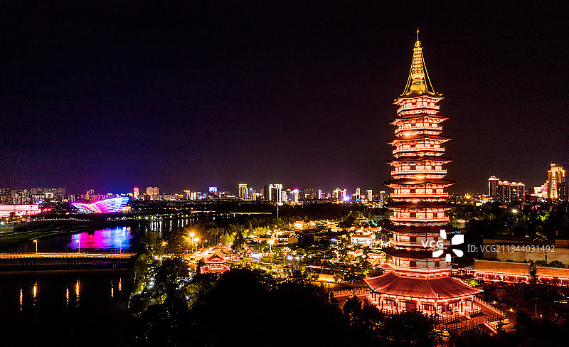 金华婺州古城古子城万佛塔公园夜景图片素材