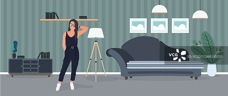 身穿时尚西装在房间里摆姿势的深色头发模特女孩图片素材