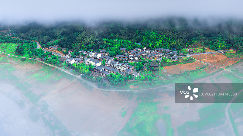 雨后新农村图片素材