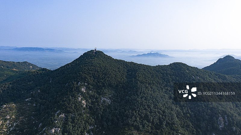 航拍山东省临沂市蒙阴县夏季风景图片素材