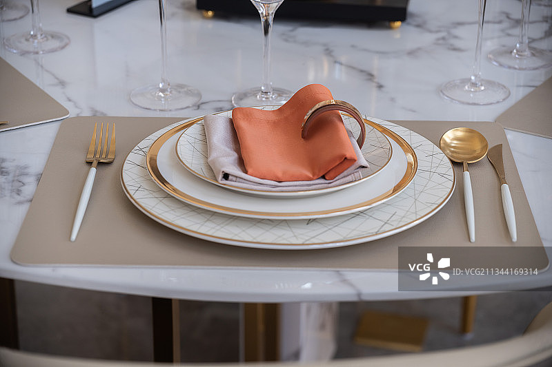 地产，样板房，厨房，餐厅，餐具图片素材